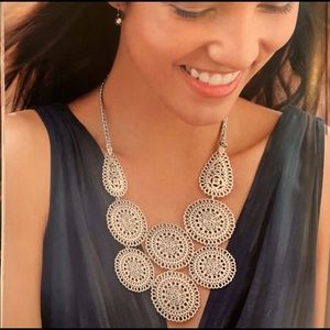 Stella & Dot Medina Statement Necklace